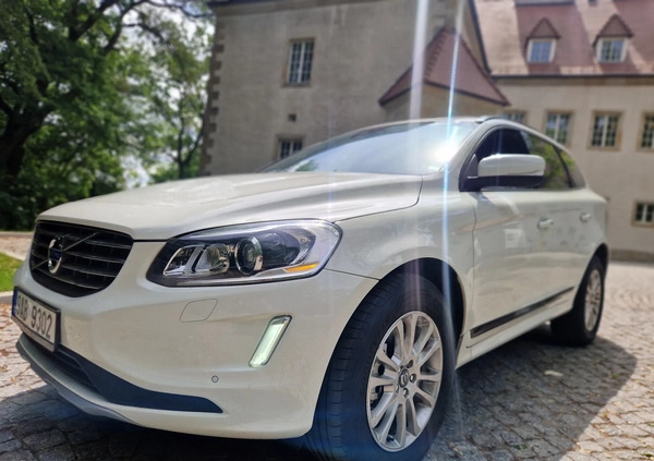 Volvo XC 60 cena 75500 przebieg: 173000, rok produkcji 2016 z Kraków małe 254